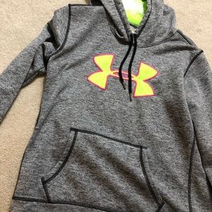 Women’s Under Armour Sweatshirt